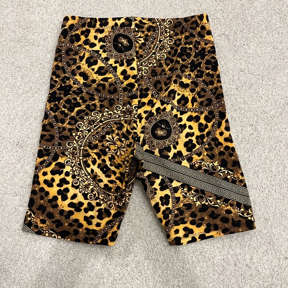 VERSACE STYLE BIKER SHORTS - Picture 2 of 4